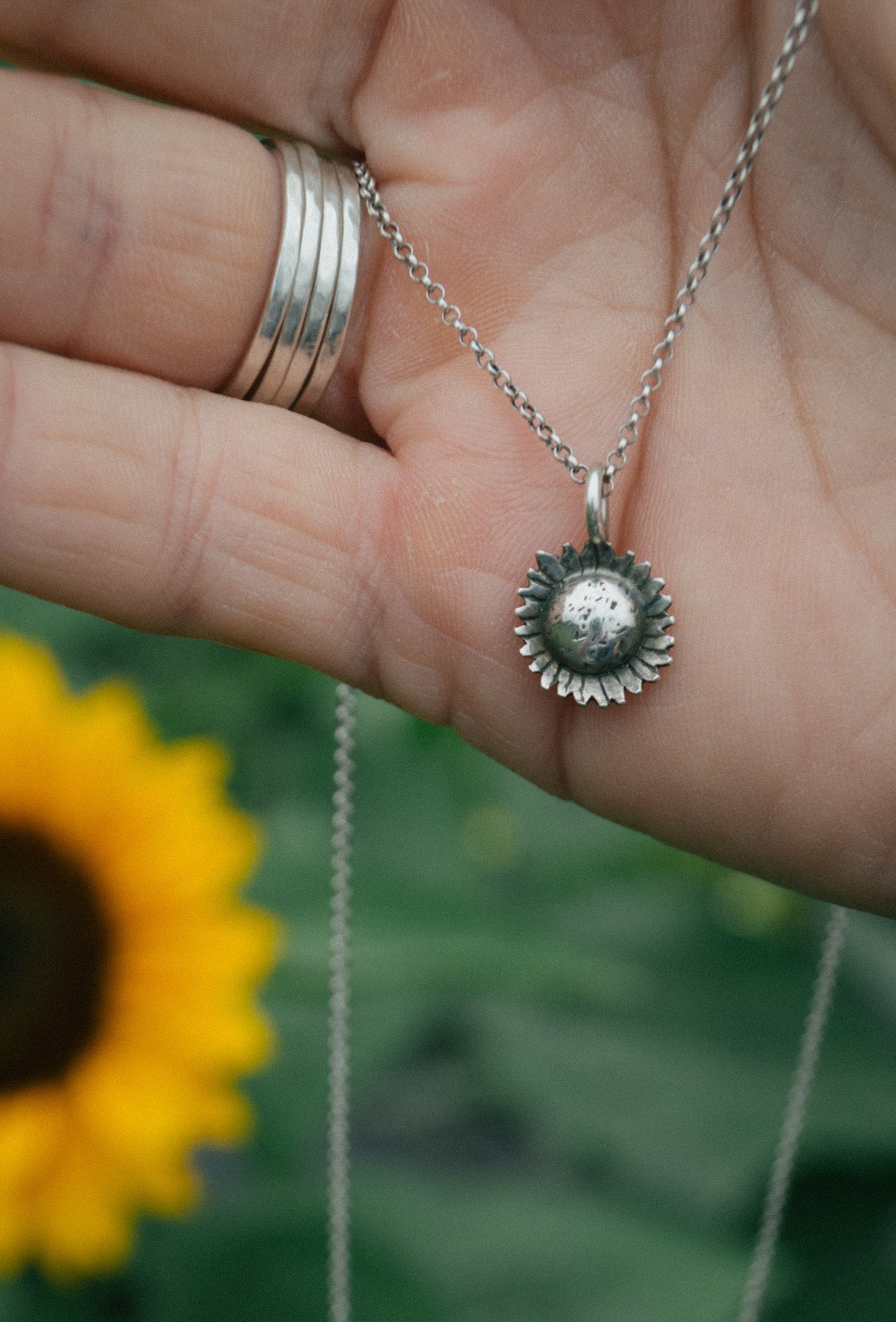 Dainty Sunflower Necklace