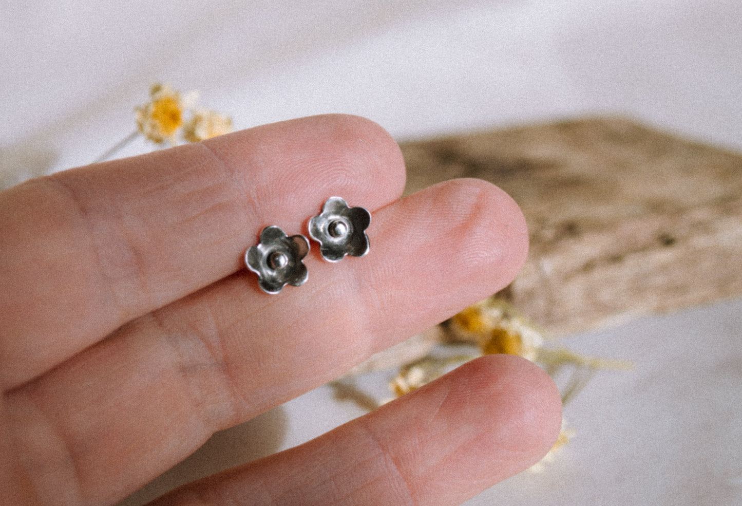Dainty Flower Stud Earrings