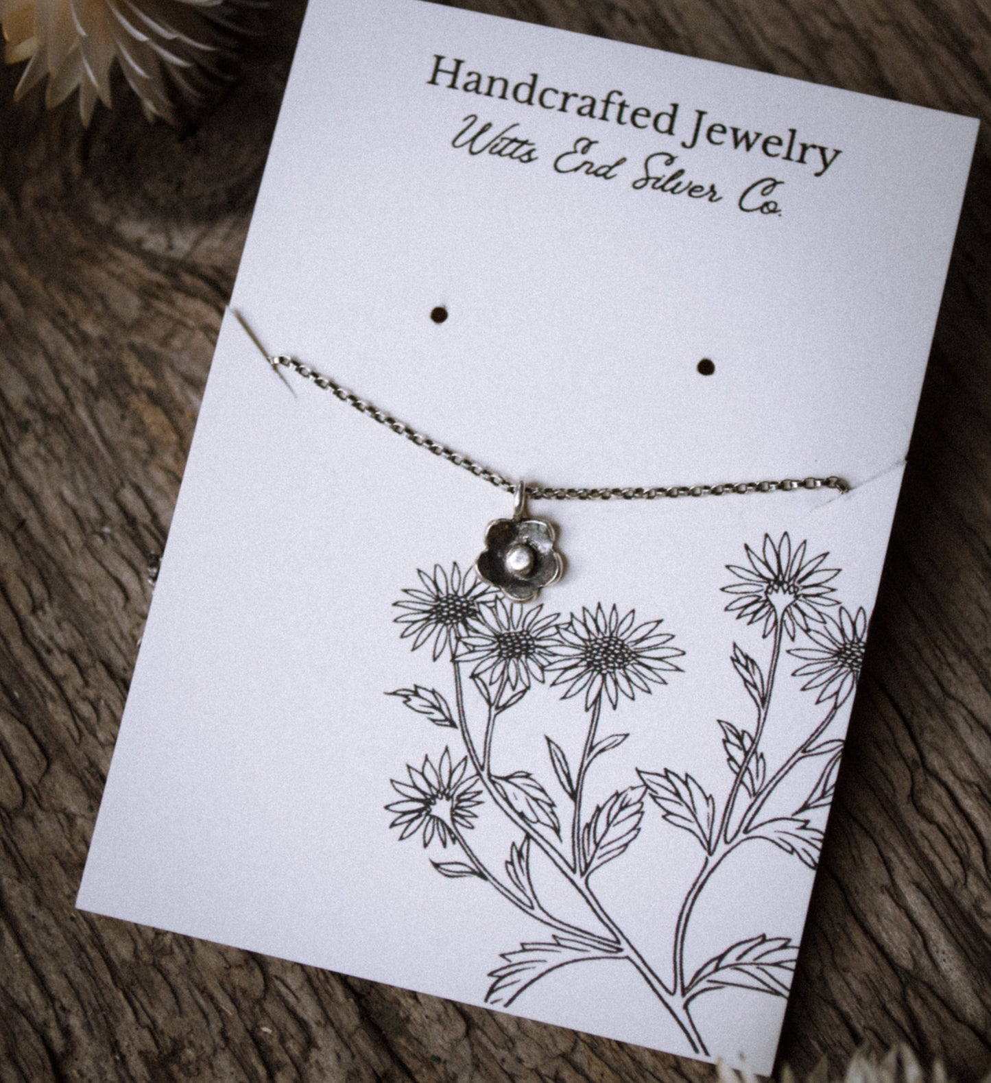 Dainty Flower Necklace