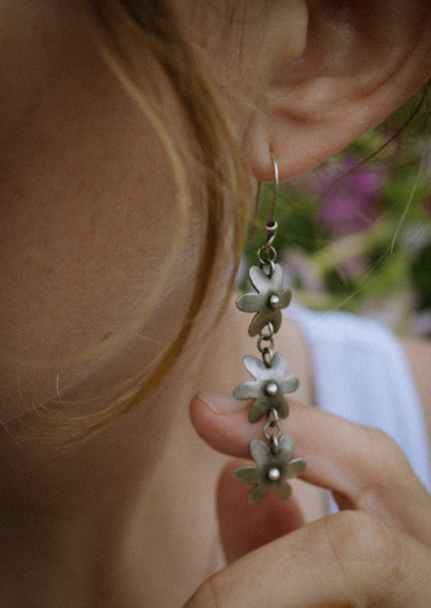 Daisy Chain Dangle Earrings