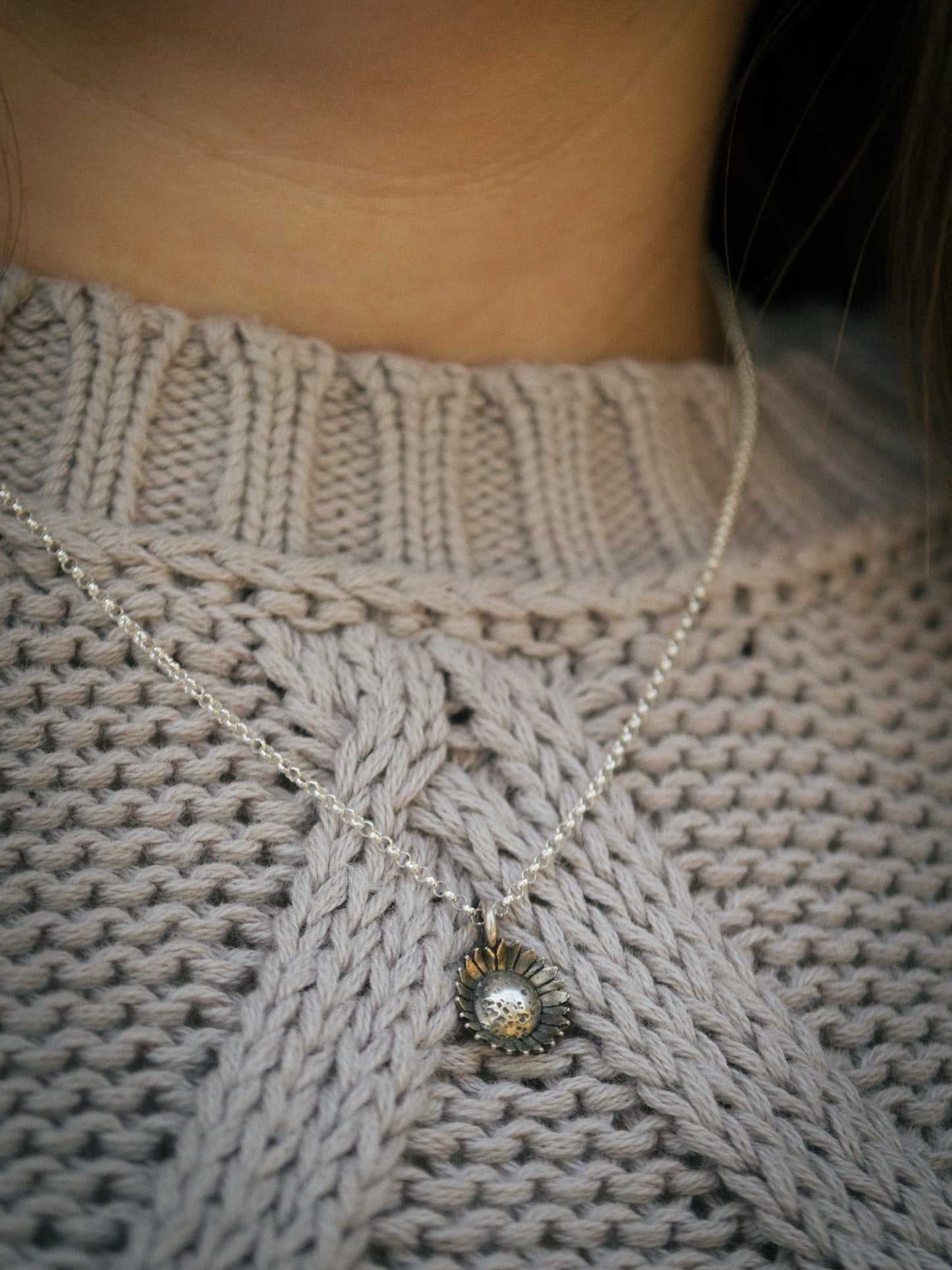 Dainty Sunflower Necklace